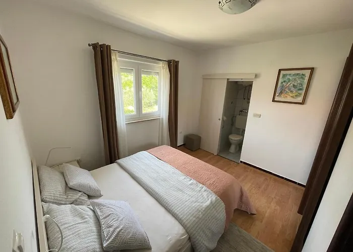 公寓 克罗地亚别墅酒店 扎达尔